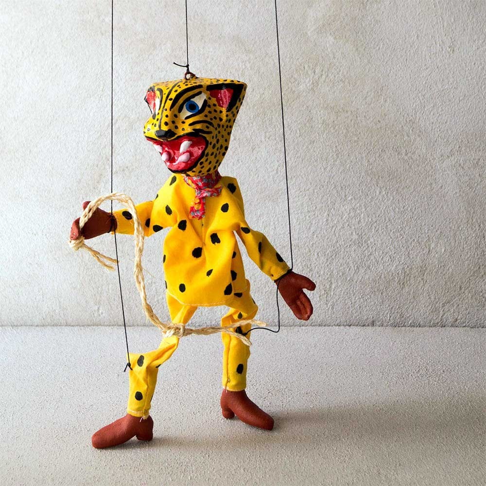 marioneta-caballero-jaguar.jpg